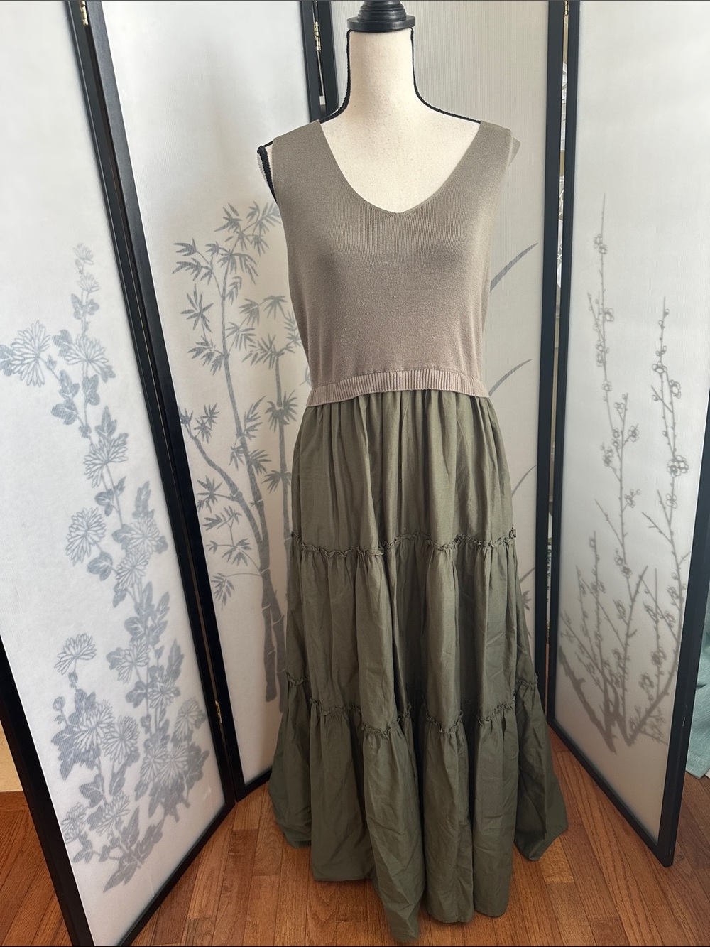 Taylor Sleeveless Tiered Maxi Dress w/Pockets -see measurements in photo